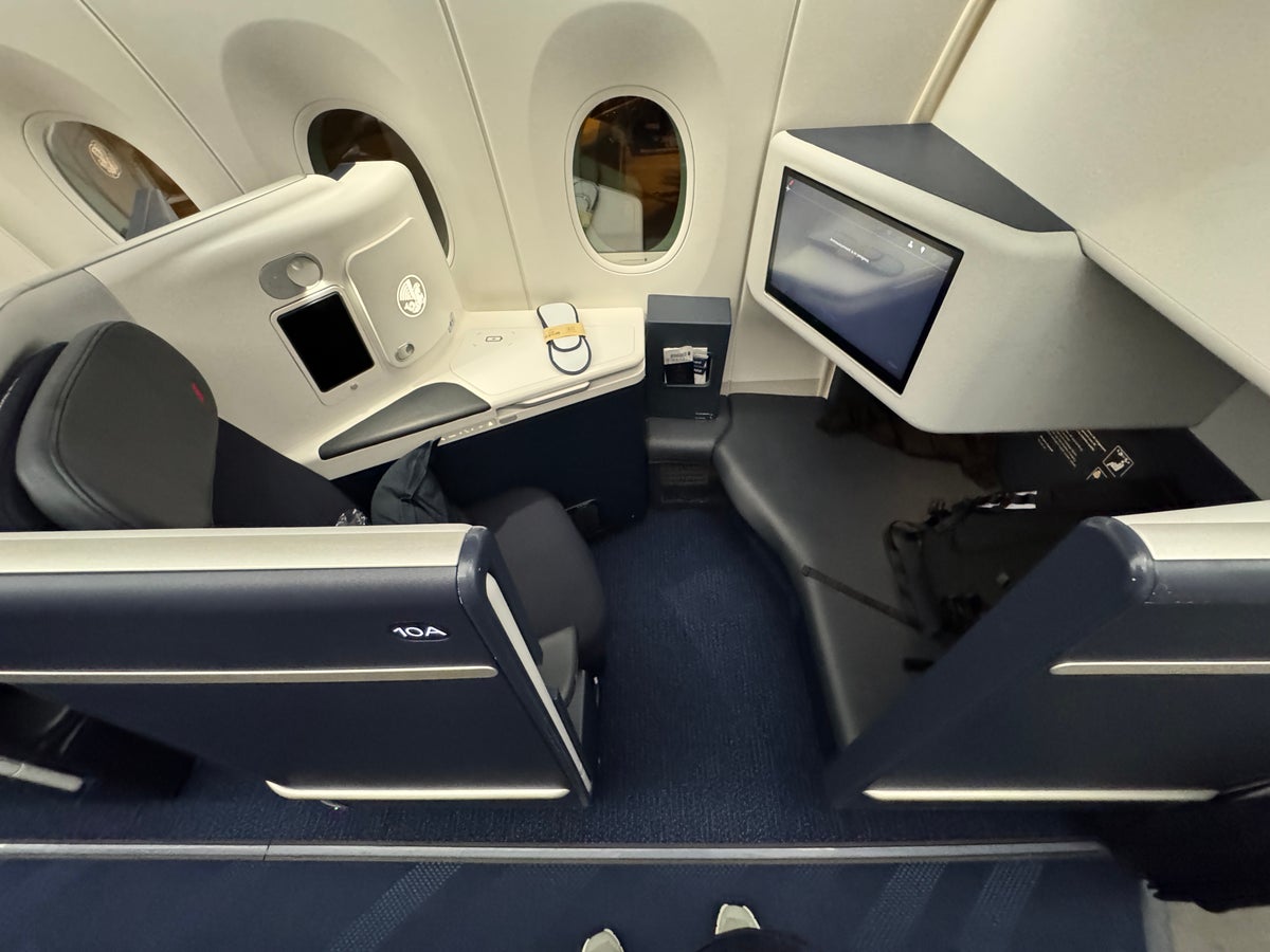 Air France Business Class A350 9 V2 angle Air France Business Class A350 9 V2 angle