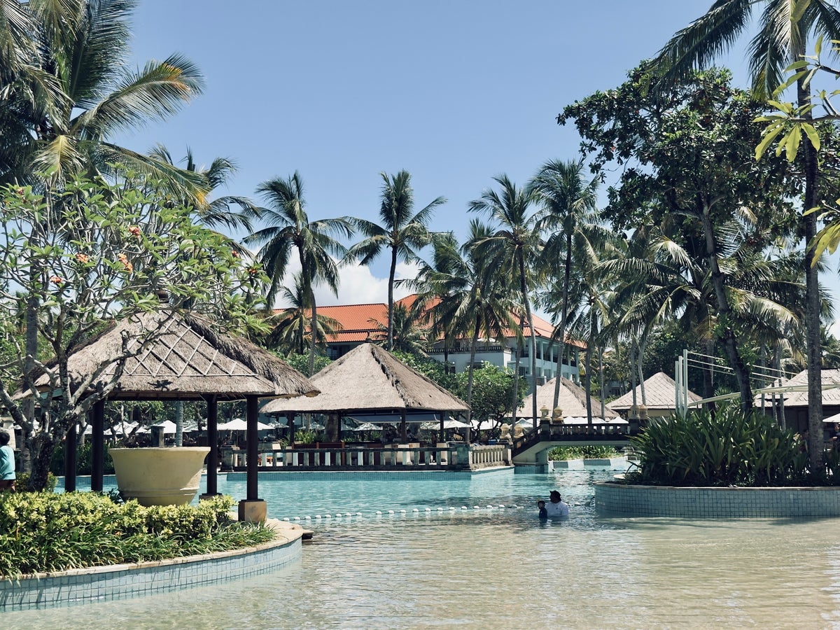 conrad-bali-pool-wide-view-side Conrad Bali pool wide view side