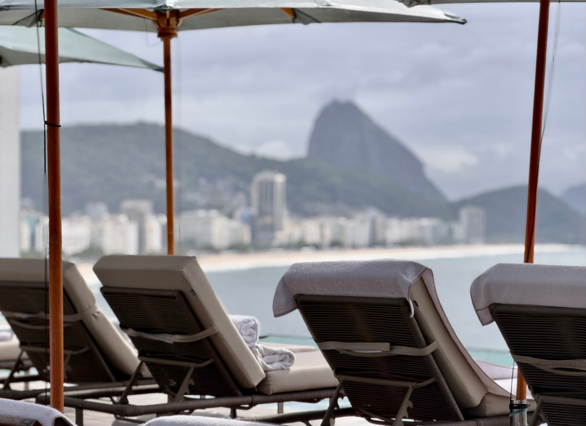 Emiliano Rio rooftop pool sunlounger close up