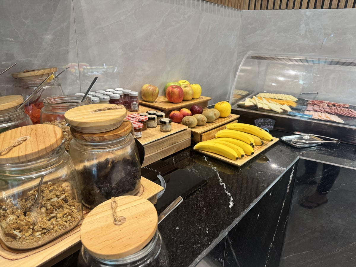 hyatt-centric-santo-domingo-aon-breakfast-cereals-and-fruit Hyatt Centric Santo Domingo Aon Breakfast Cereals and Fruit