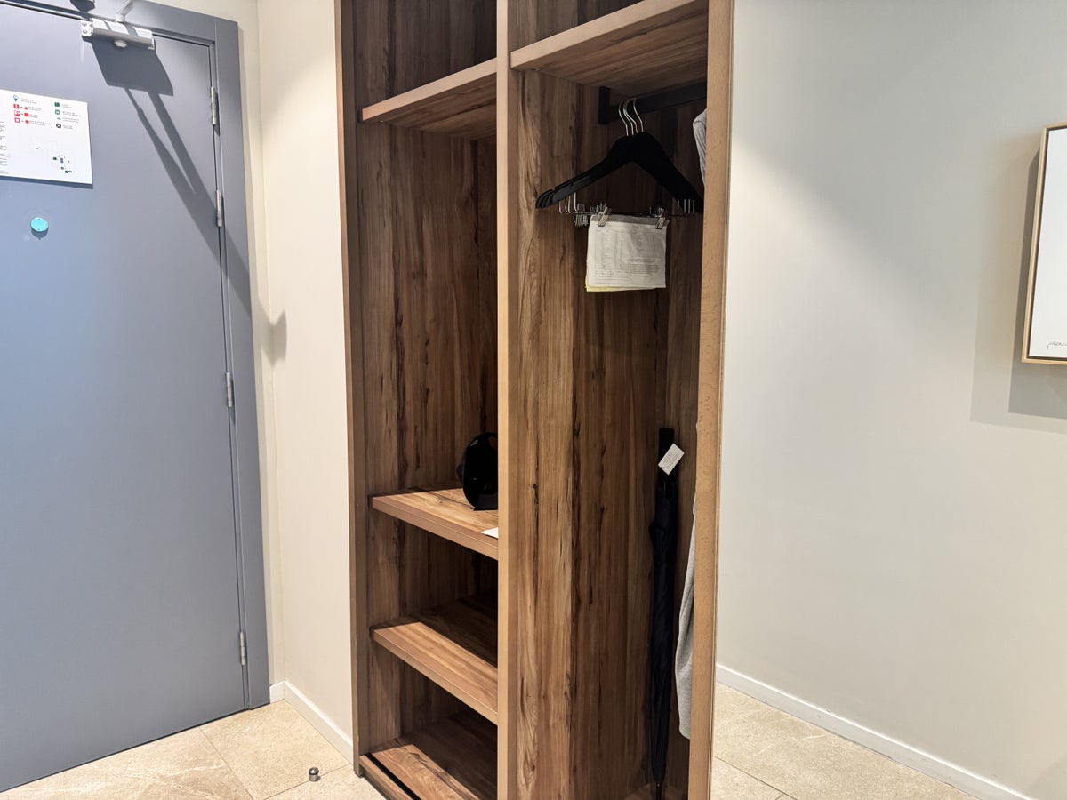 hyatt-centric-santo-domingo-premiere-suite-entry-closet Hyatt Centric Santo Domingo Premiere Suite Entry Closet
