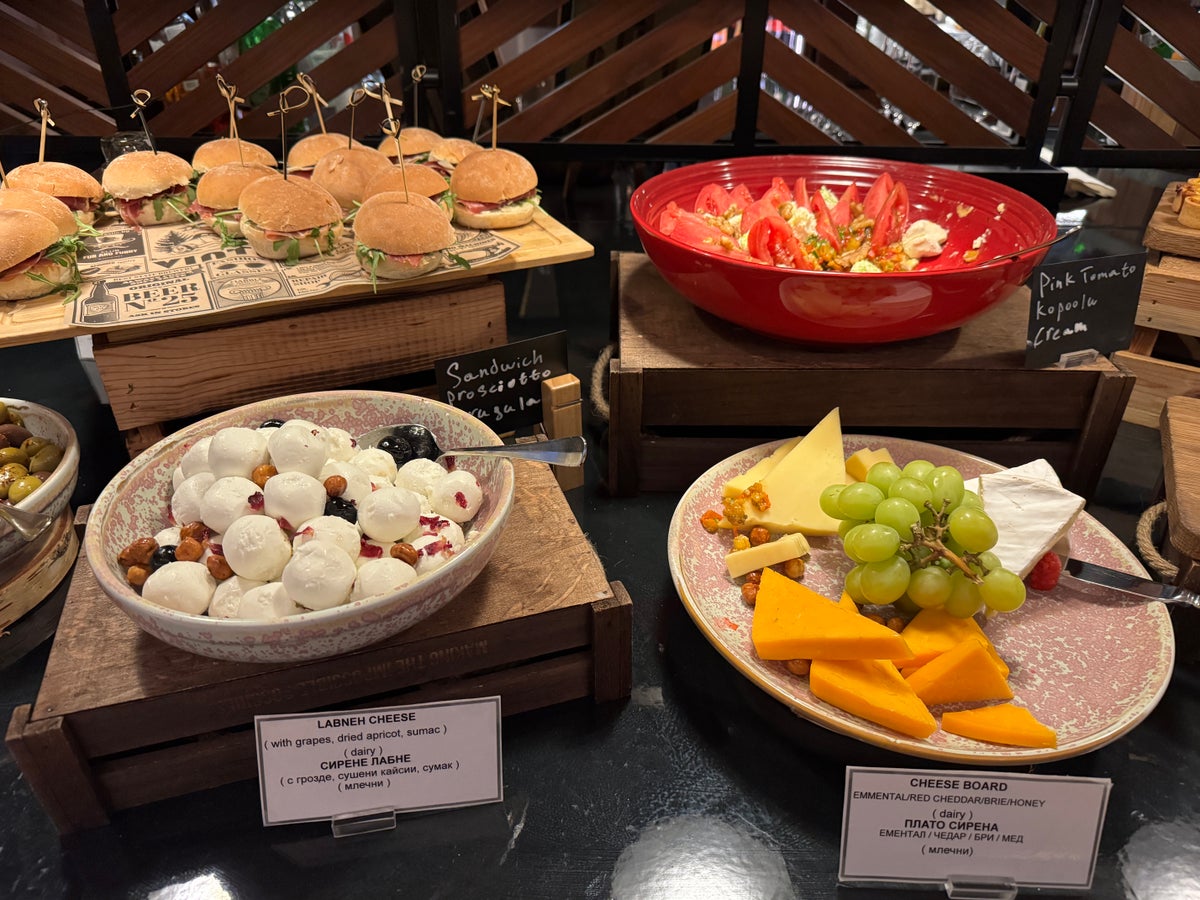 hyatt-regency-sofia-club-happy-hour-cheese-sandwiches Hyatt Regency Sofia Club happy hour cheese sandwiches