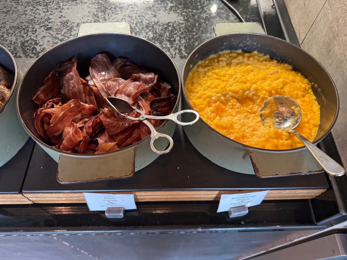 hyatt-regency-sofia-revolutionary-breakfast-bacon-eggs Hyatt Regency Sofia Revolutionary breakfast bacon eggs