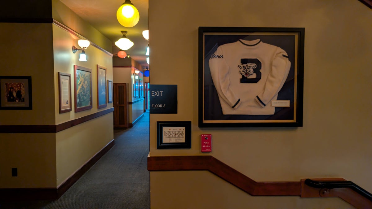mcmenamins-anderson-school-hotel-school-memorabilia McMenamins Anderson School Hotel school memorabilia