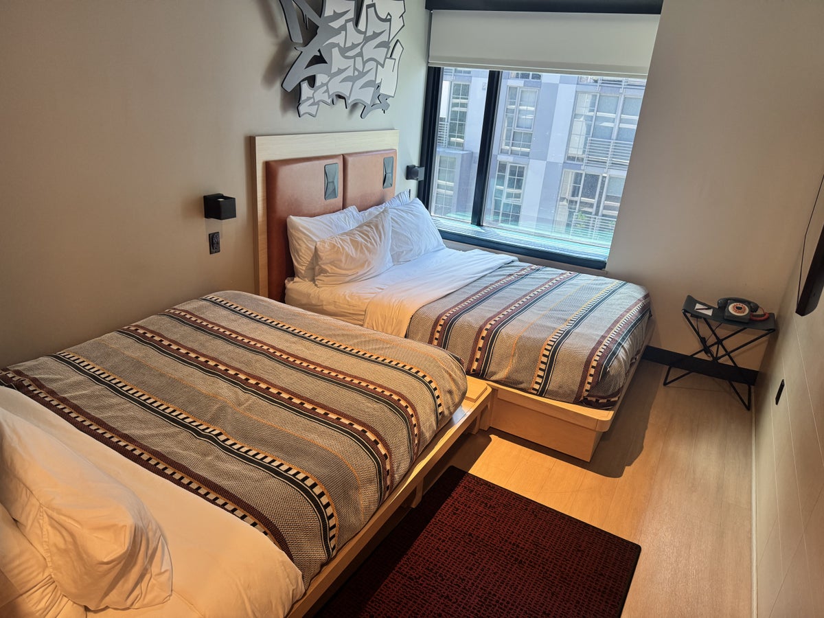 moxy-miami-wynwood-bedroom Moxy Miami Wynwood Bedroom