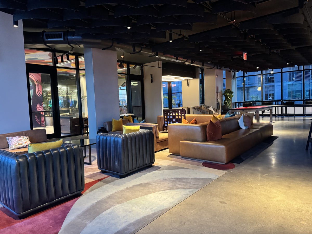 moxy-miami-wynwood-lobby-lounge-seating Moxy Miami Wynwood Lobby Lounge Seating