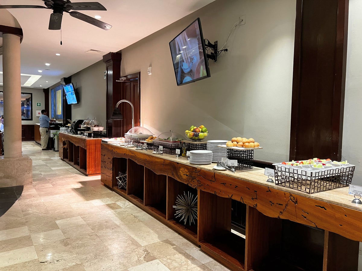 preferred-club-lounge-at-dreams-sapphire Preferred Club lounge at Dreams Sapphire