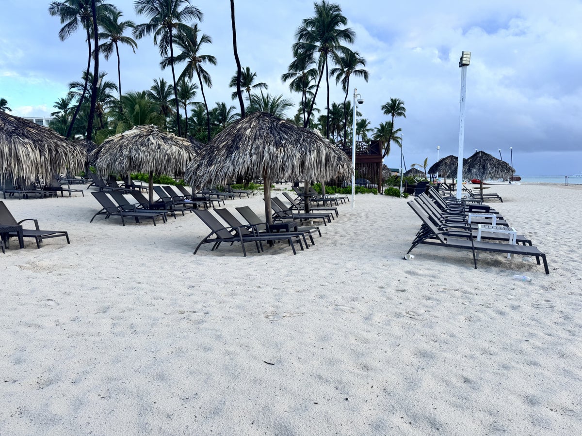 secrets-royal-beach-punta-cana-beach-loungers Secrets Royal Beach Punta Cana Beach Loungers