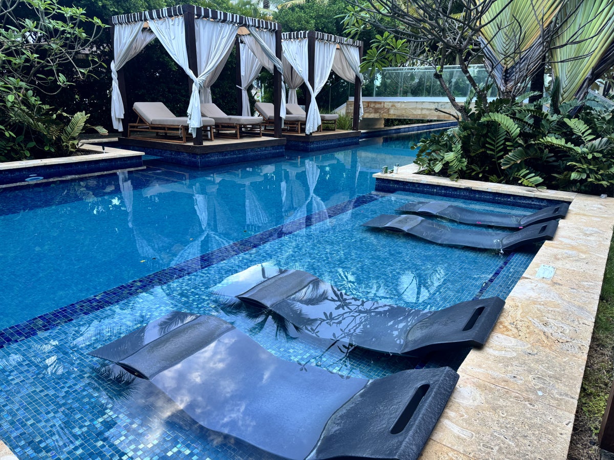 secrets-royal-beach-punta-cana-lazy-river-in-water-loungers Secrets Royal Beach Punta Cana Lazy River In Water Loungers