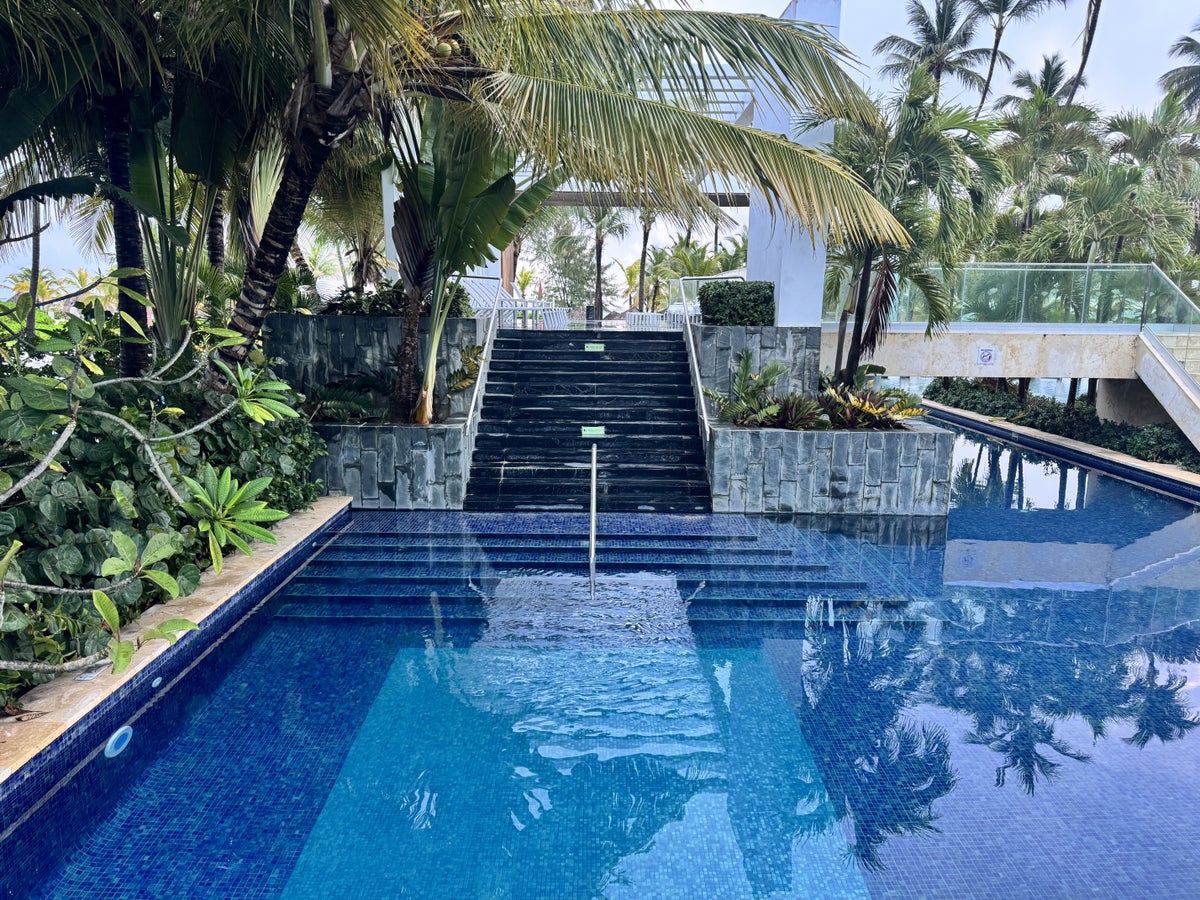 secrets-royal-beach-punta-cana-preferred-pool-stairs Secrets Royal Beach Punta Cana Preferred Pool Stairs