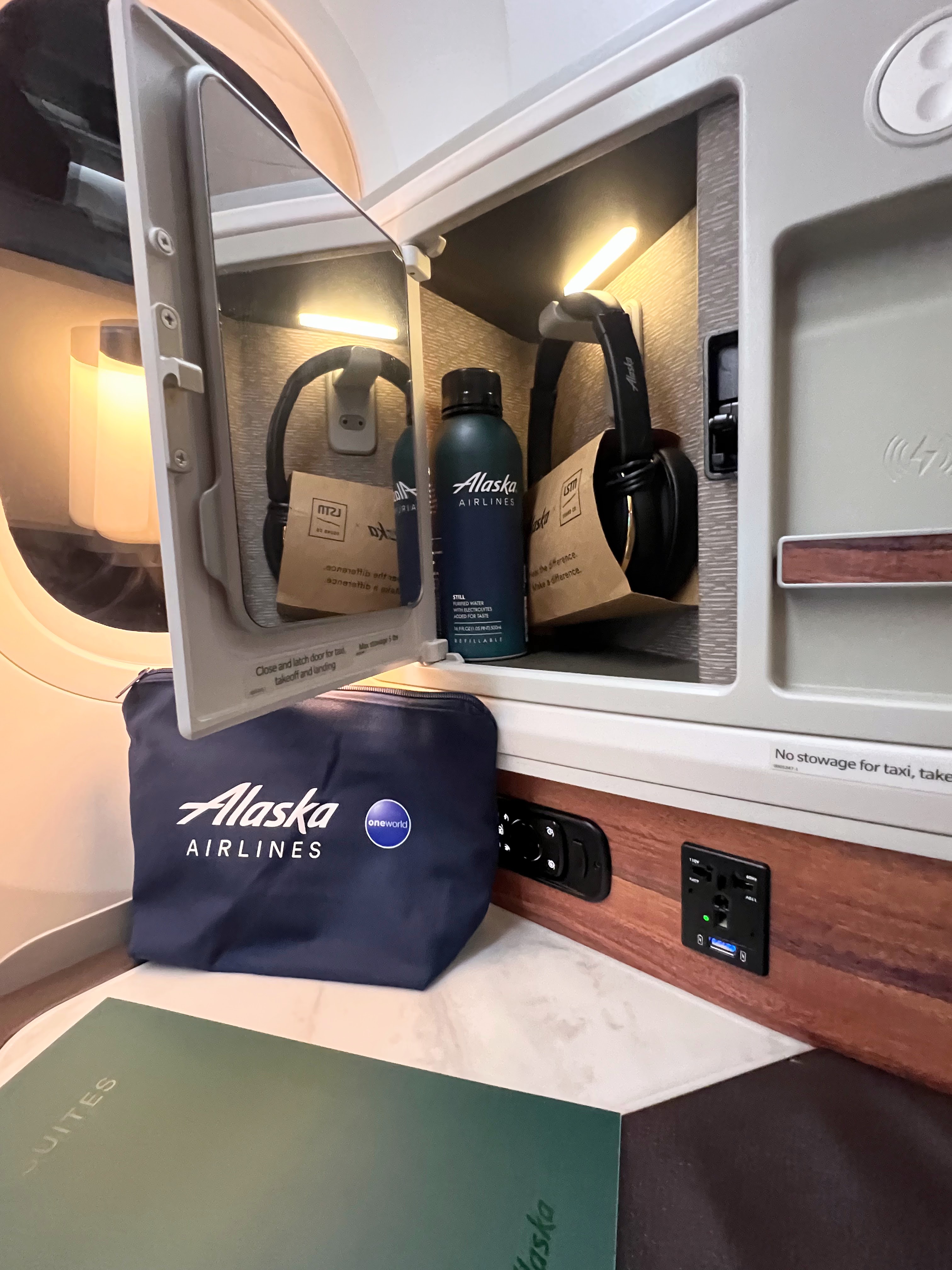 Alaska Airlines 787 9 business class suite storage