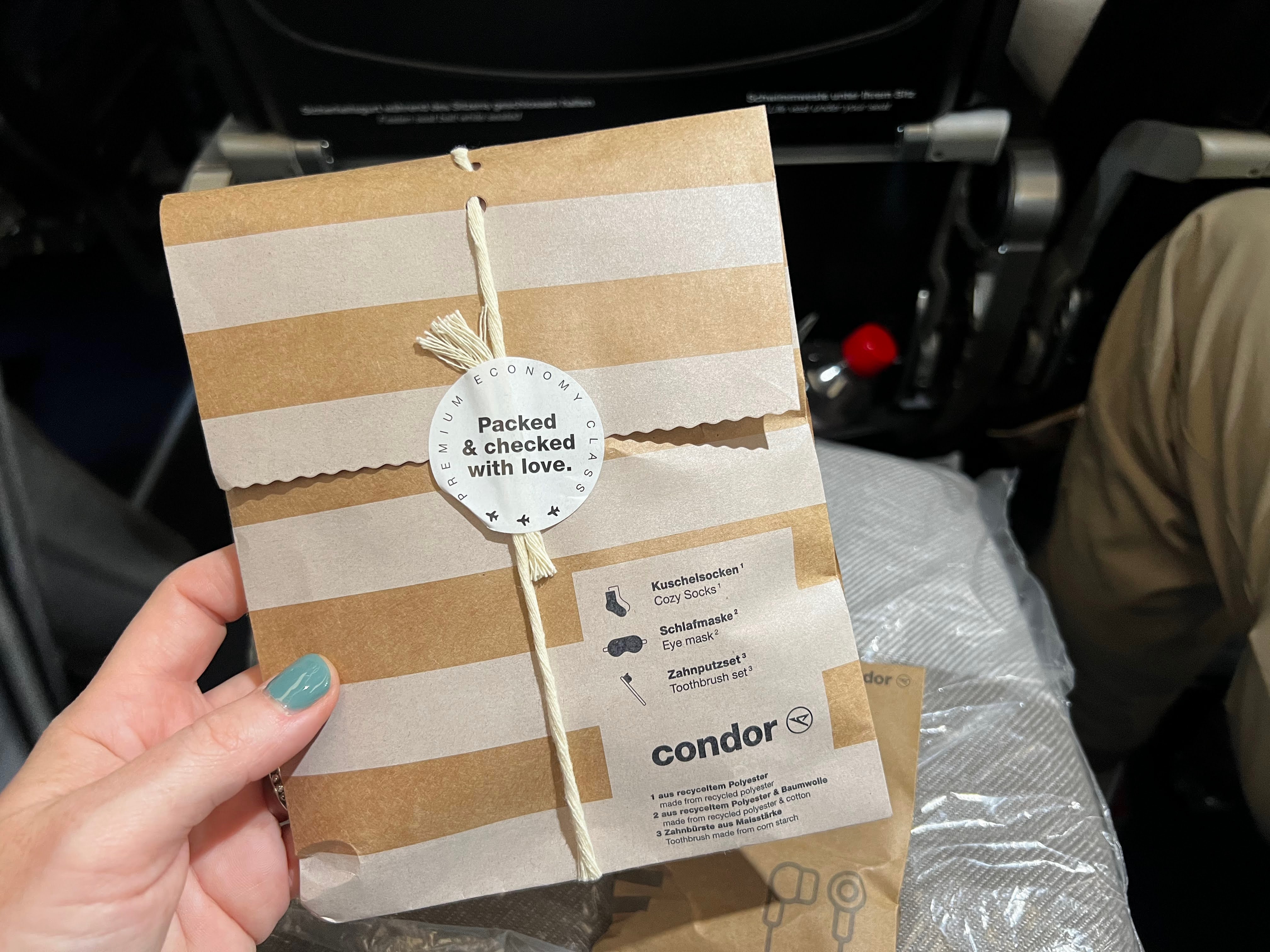 condor-airlines-small-amenity-pouch-for-premium-economy Condor Airlines small amenity pouch for premium economy