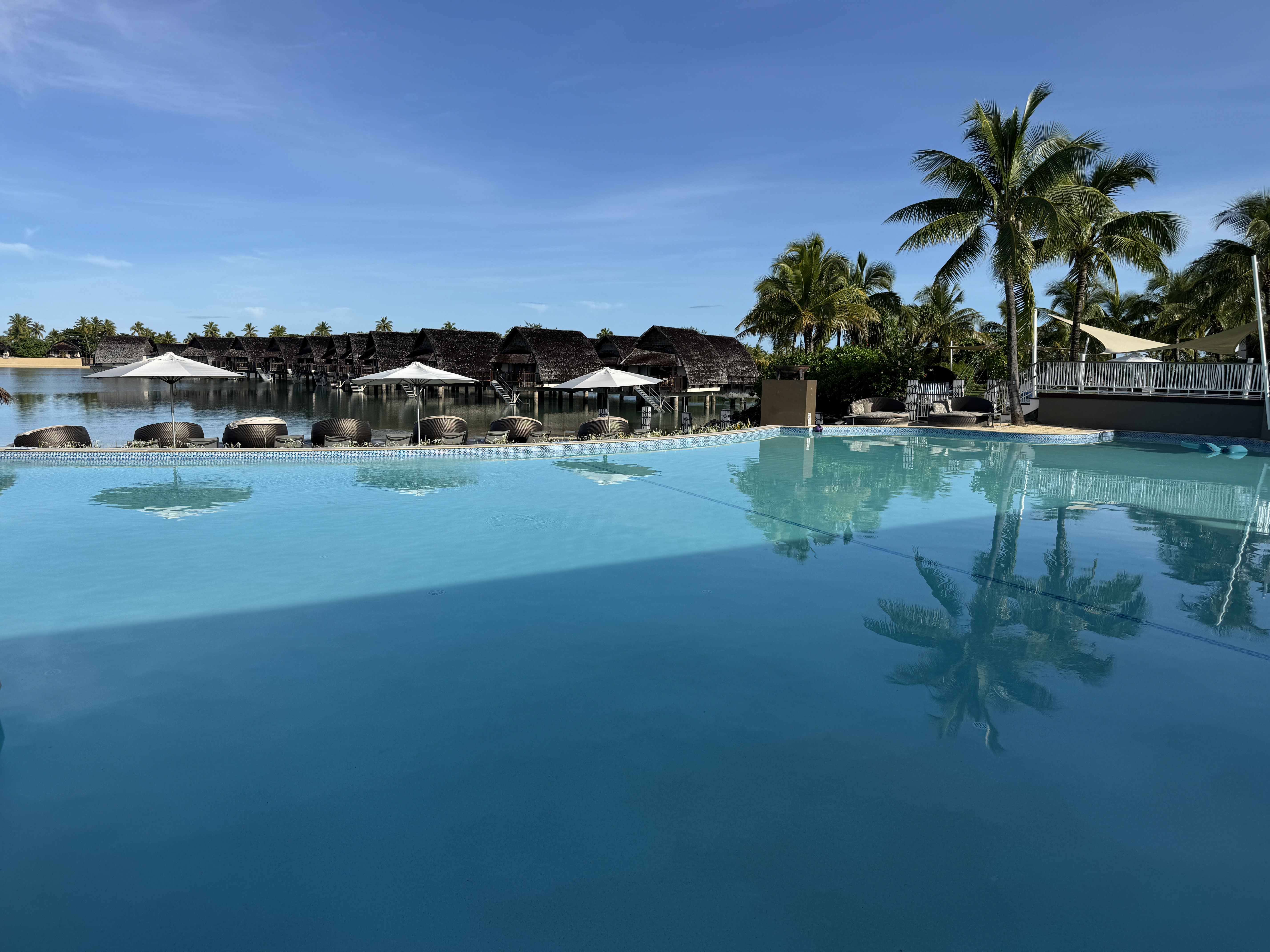 fiji-marriott-resort-momi-bay-main-pool Fiji Marriott Resort Momi Bay main pool