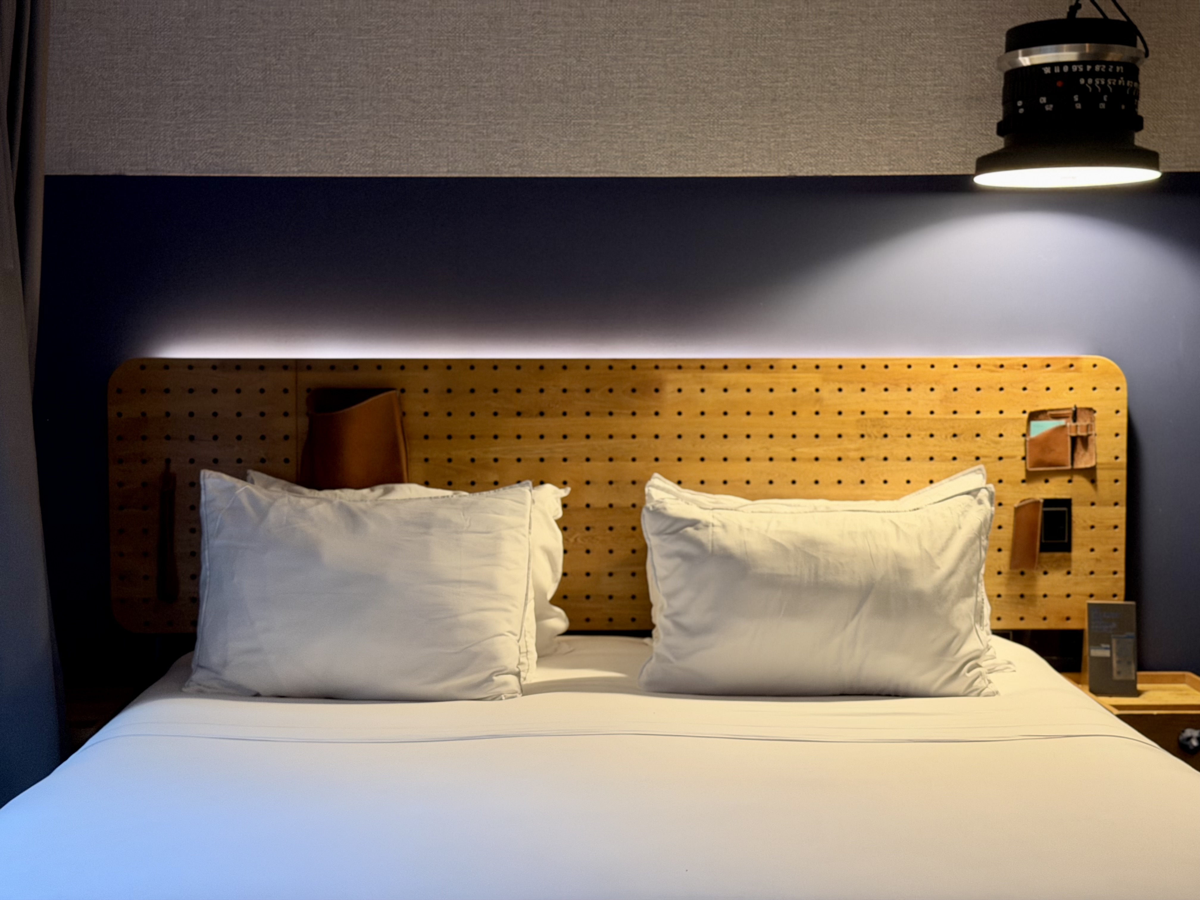 hyatt-click-clack-medellin-room-bed Hyatt Click Clack Medellin room bed