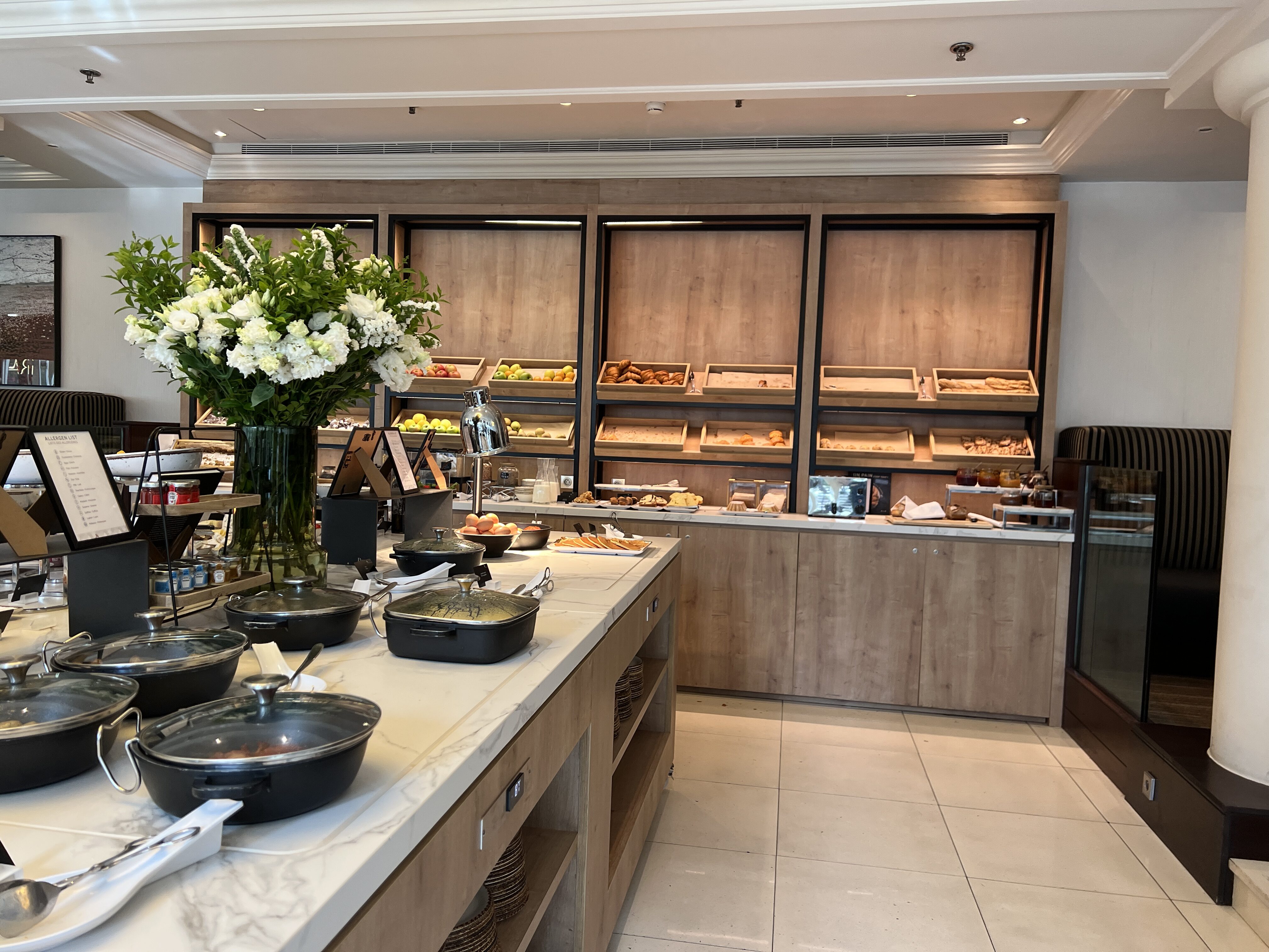 paris-marriott-breakfast-bar-2 paris marriott breakfast bar 2