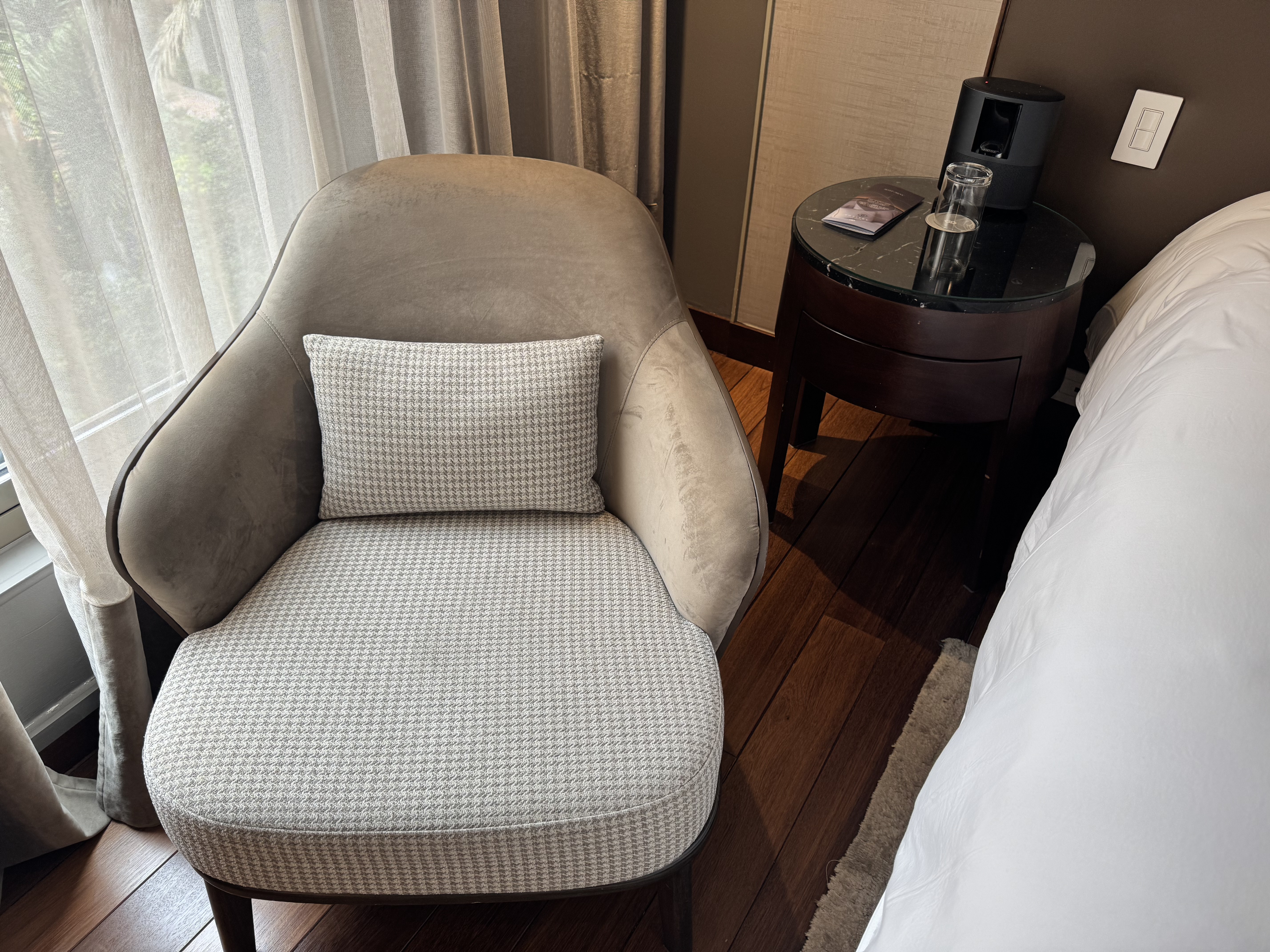 sofitel-bogota-victoria-regia-reading-chair Sofitel Bogota Victoria Regia Reading Chair