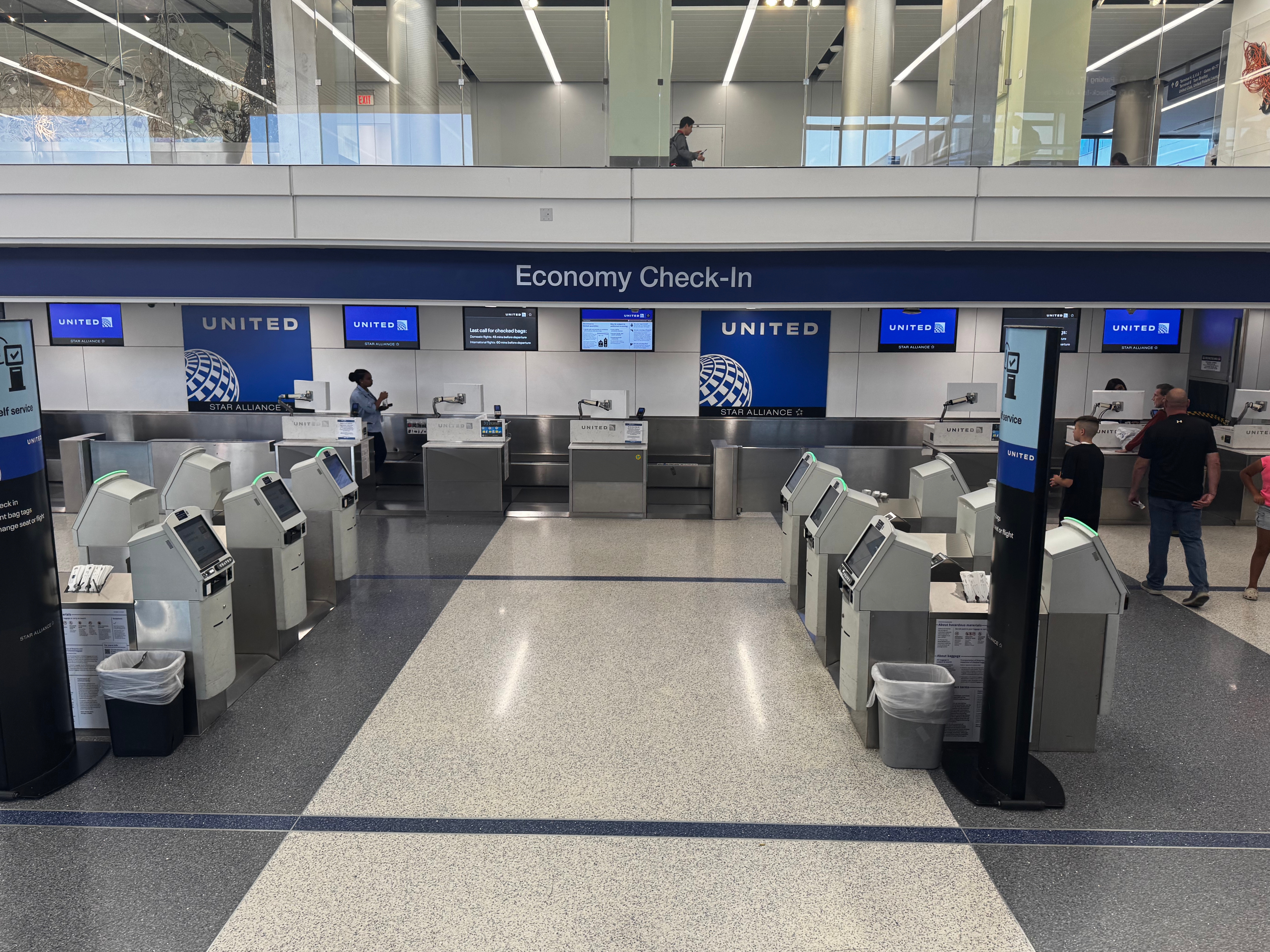 United Airlines check in Terminal 7 LAX United Airlines check in Terminal 7 LAX