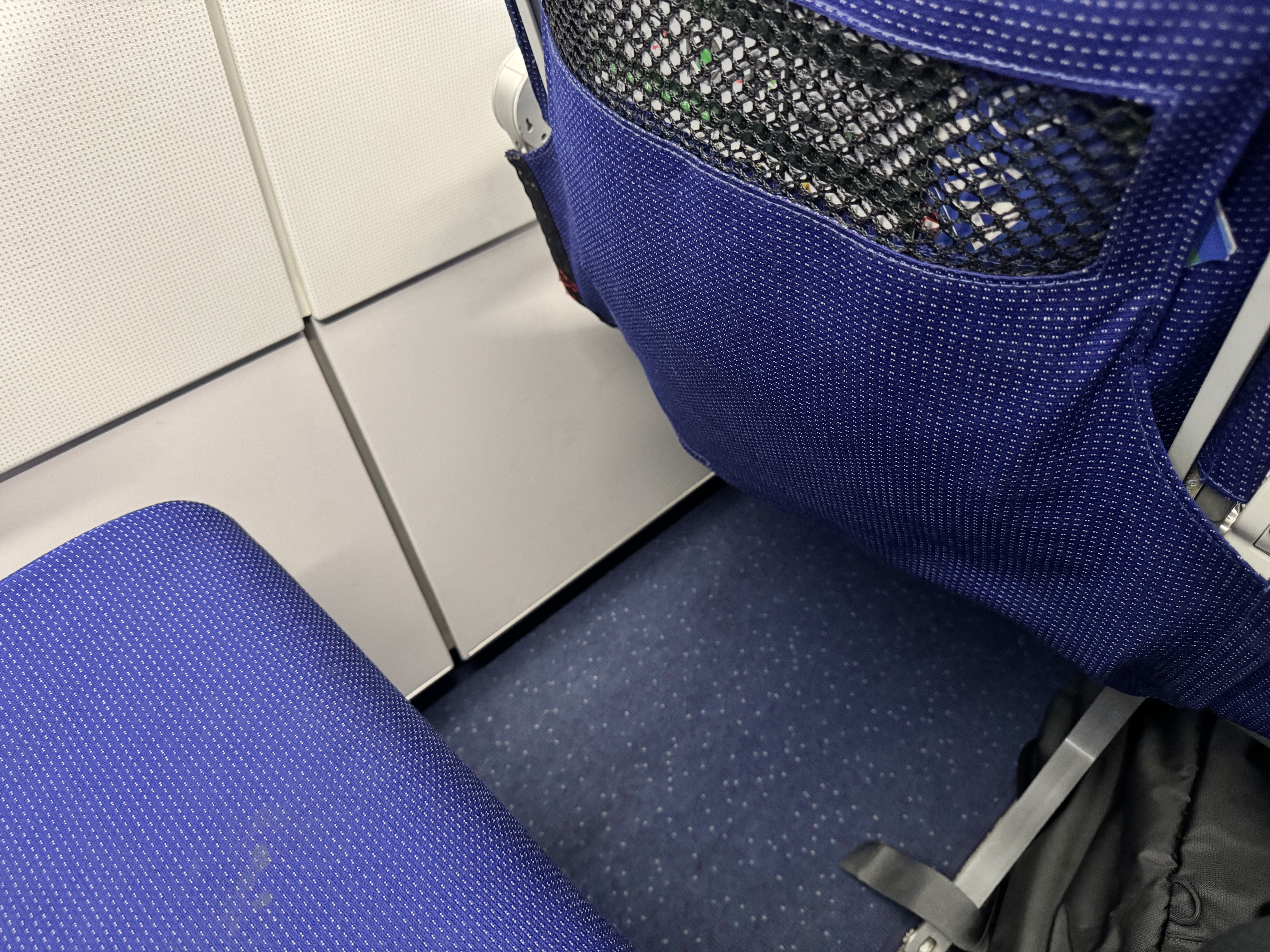 viva-aerobus-a320-seat-pitch Viva Aerobus A320 Seat Pitch