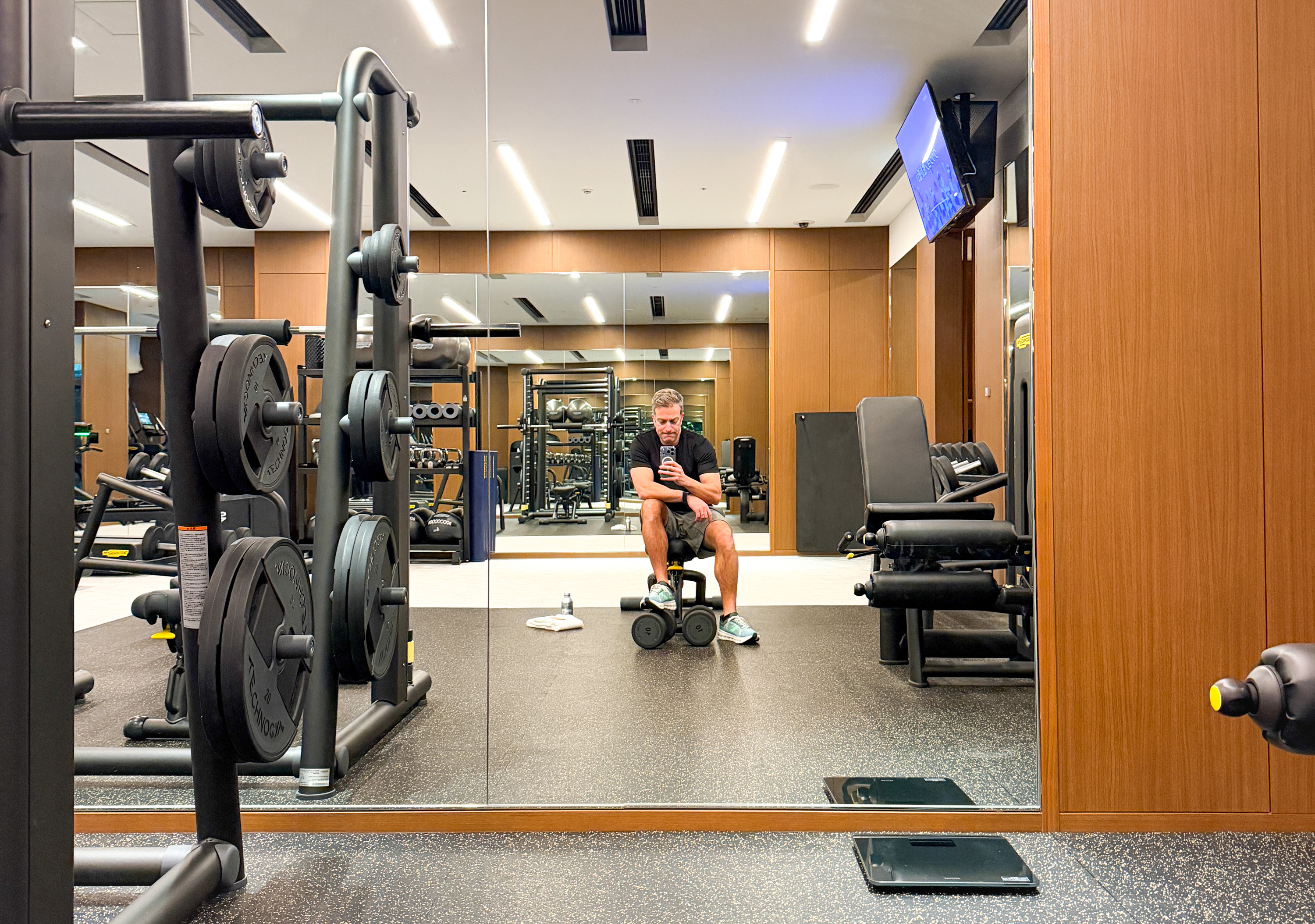 waldorf-astoria-osaka-fitness-center-free-weights Waldorf Astoria Osaka Fitness Center Free Weights