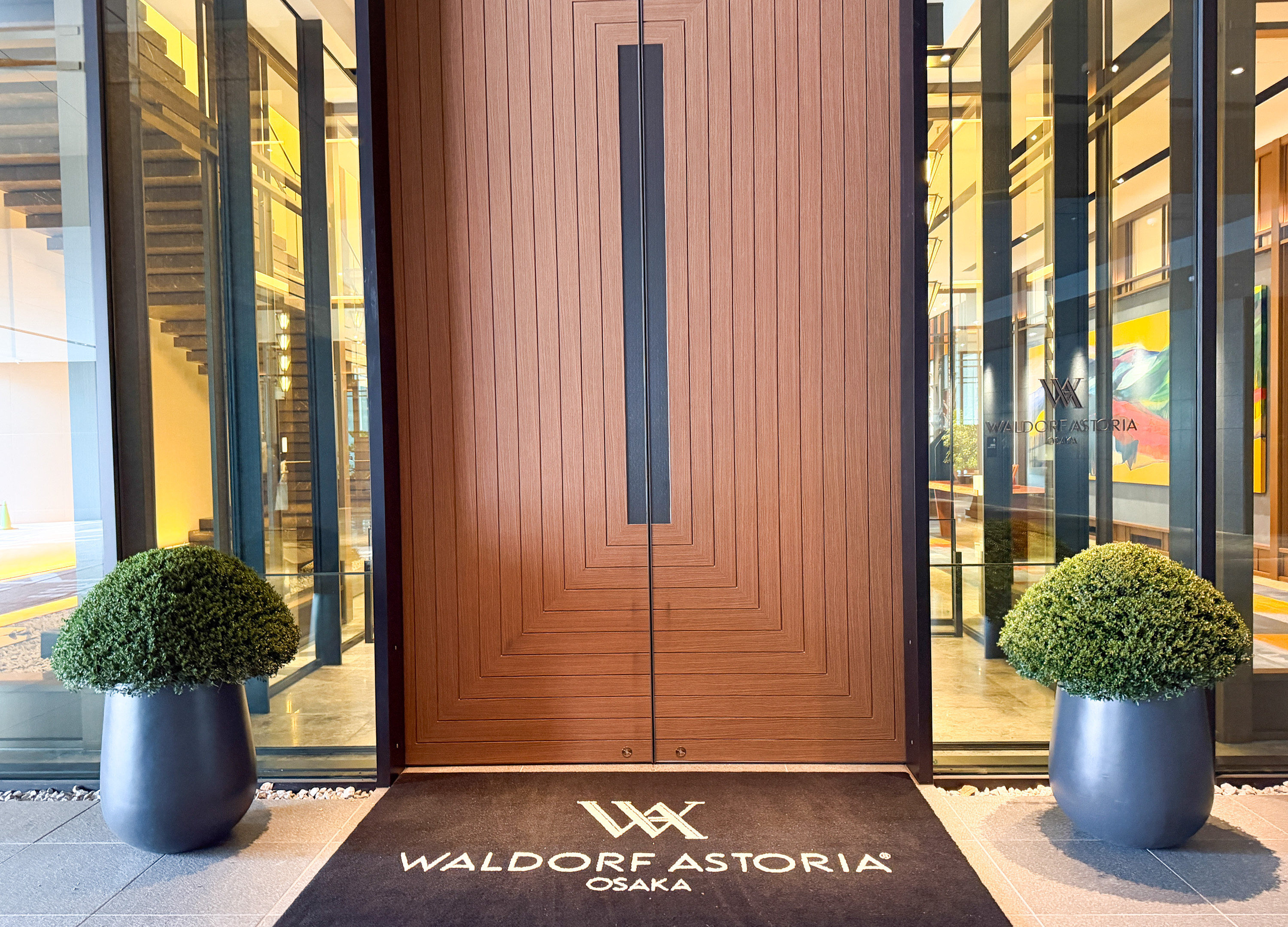 waldorf-astoria-osaka-hotel-entrance Waldorf Astoria Osaka Hotel Entrance