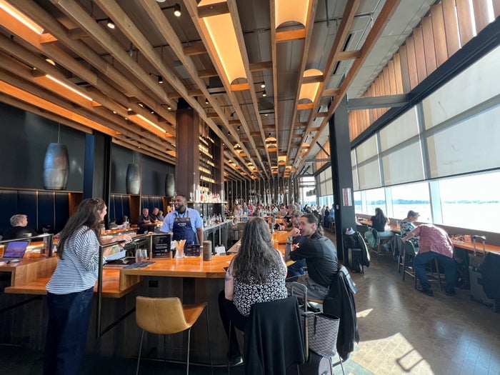Alaska Lounge bar at SEA