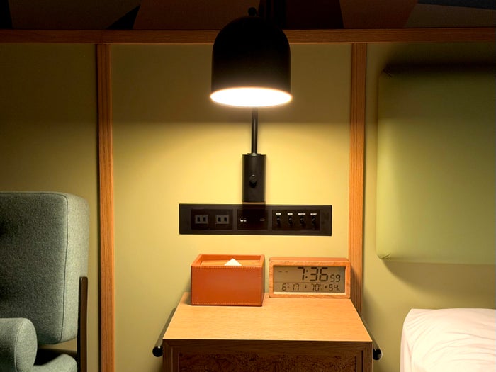 caption-by-hyatt-kabutocho-tokyo-bedside-table-at-night Caption by Hyatt Kabutocho Tokyo bedside table at night
