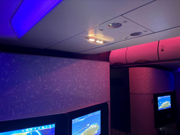 China Airlines Airbus A321neo business class cabin lighting