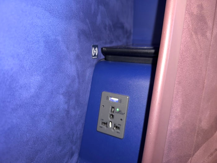 China Airlines Airbus A321neo business class charging
