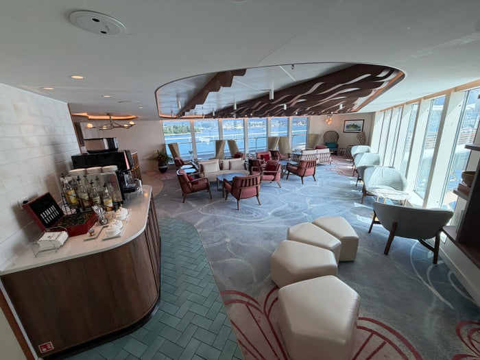 Disney Magic Concierge Lounge Seating Disney Magic Concierge Lounge Seating