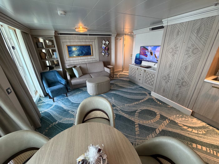 Disney Magic Concierge One Bedroom Suite Disney Magic Concierge One Bedroom Suite