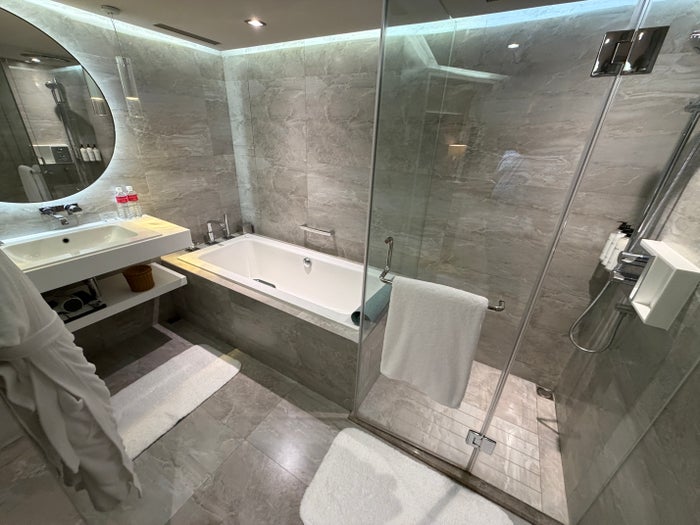 Grand Hyatt Tapei Bathroom in Suite Grand Hyatt Tapei Bathroom in Suite