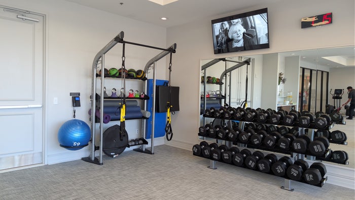 hilton-galveston-island-resort-fitness-center-weights Hilton Galveston Island Resort fitness center weights