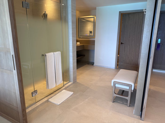 hyatt-zilara-cancun-bathroom-glass-shower-bench Hyatt Zilara Cancun Bathroom Glass Shower Bench