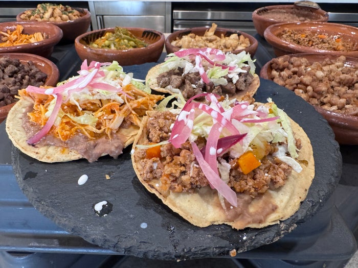 hyatt-zilara-cancun-tacos-slate-board-sides Hyatt Zilara Cancun Tacos Slate Board Sides