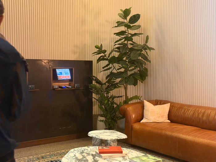 Kimpton Era New York self check in