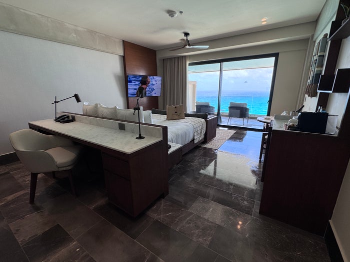 secrets-mirabel-cancun-bedroom-desk-ocean-view Secrets Mirabel Cancun Bedroom Desk Ocean View