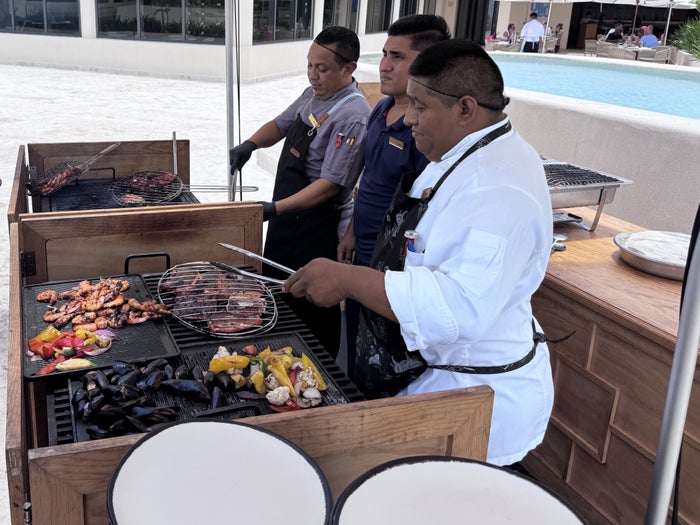 secrets-mirabel-cancun-chefs-grilling-beach-bbq Secrets Mirabel Cancun Chefs Grilling Beach BBQ