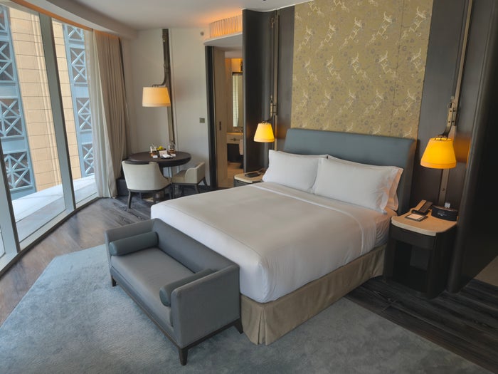 waldorf-astoria-bangkok-suite-bed Waldorf Astoria Bangkok suite bed