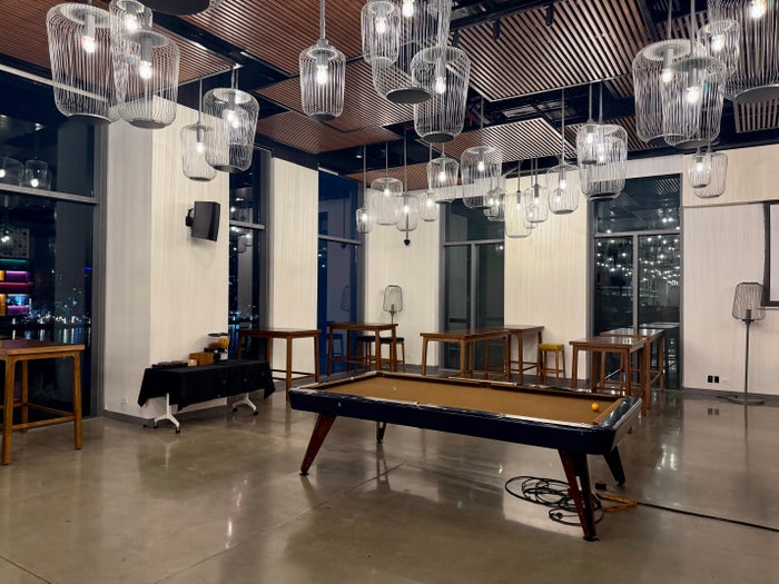wink-danang-riverside-pool-table Wink Danang Riverside pool table