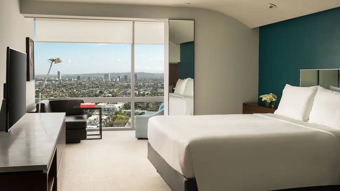 Andaz West Hollywood P235 Sunset View King.16x9