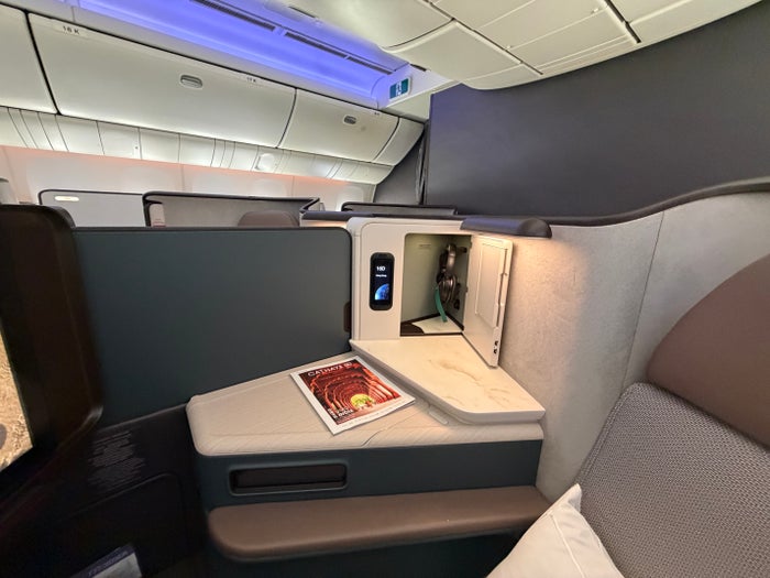 Cathay Pacific Aria Suites understated look Cathay Pacific Aria Suites understated look