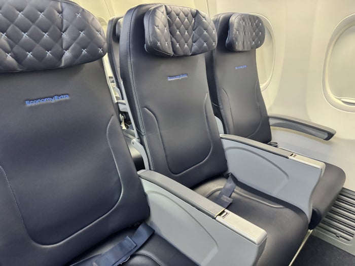 copa-airlines-b737-8-economy-seat-row Copa Airlines B737 8 Economy Seat Row