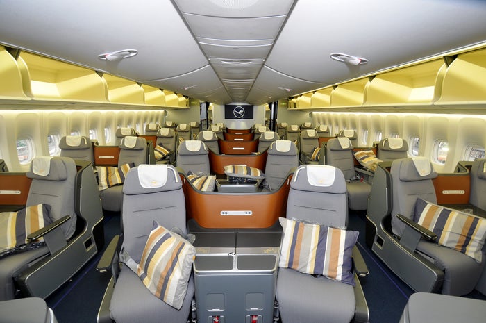Lufthansa Business Class 747 8 Lower Deck Main Section