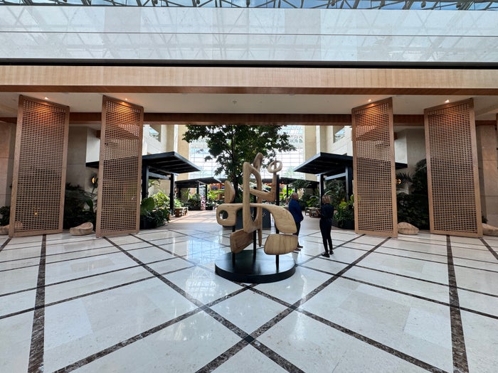 Diplomat Beach Resort inside entrance view
