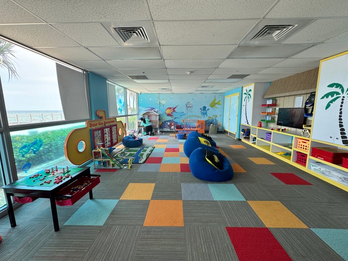 Diplomat kids club