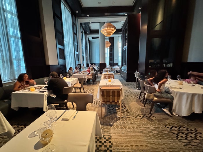 Diplomat Prime dining room