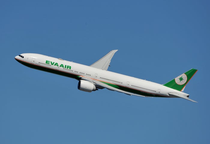 Eva Air B777 300 Takeoff Eva Air B777 300 Takeoff