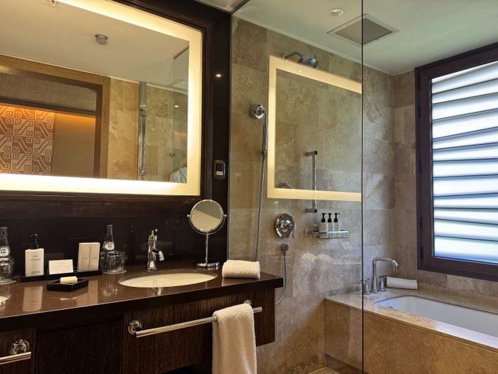 tambo-del-inka-marriott-luxury-collection-bathroom-vanity-and-tub Tambo del Inka Marriott Luxury Collection Bathroom Vanity and Tub
