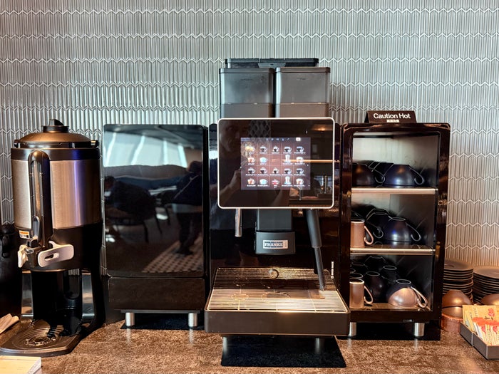 tokyo-amex-centurion-lounge-coffee-machine Tokyo Amex Centurion Lounge coffee machine