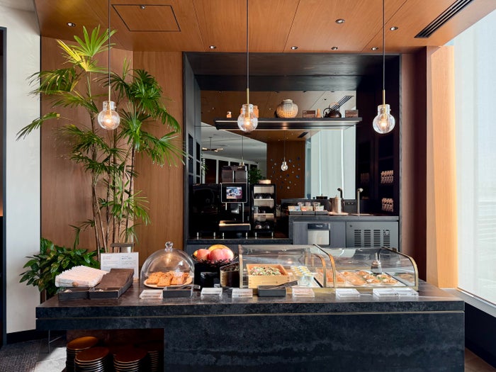 Tokyo Amex Centurion Lounge mini buffet Tokyo Amex Centurion Lounge mini buffet